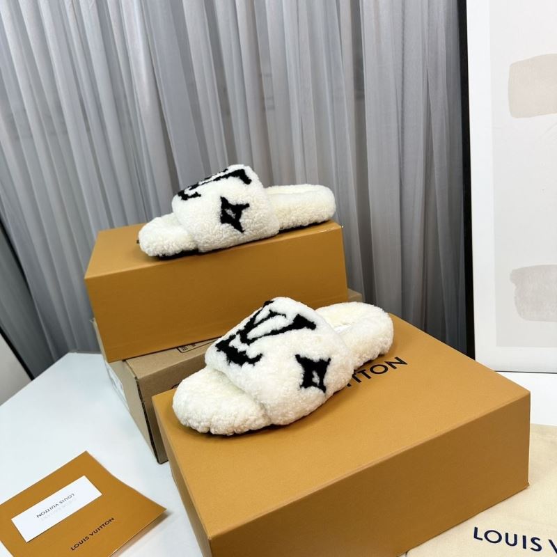 Louis Vuitton Slippers